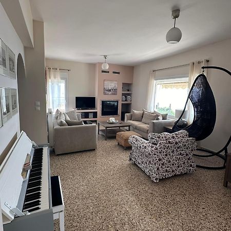 Villa Agia Marina 5M Walk To The Beach With Private Pool ภายนอก รูปภาพ