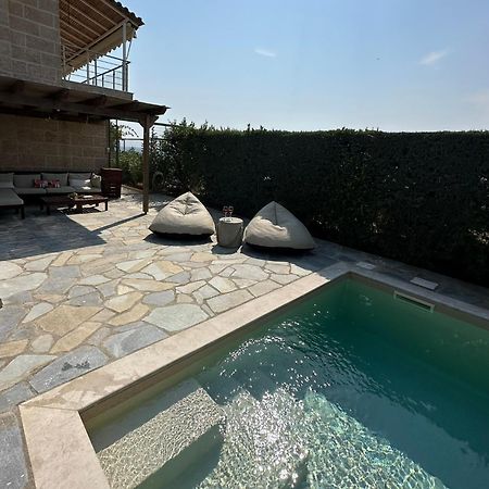 Villa Agia Marina 5M Walk To The Beach With Private Pool ภายนอก รูปภาพ