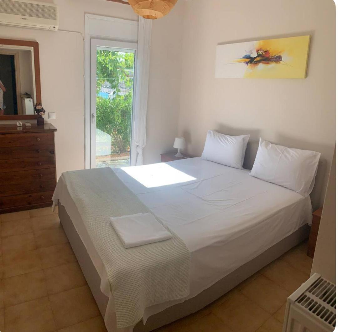 Villa Agia Marina 5M Walk To The Beach With Private Pool ภายนอก รูปภาพ